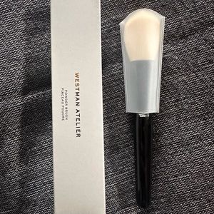 Westman Atelier powder brush